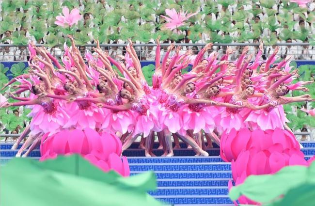 广西各族各界隆重庆祝自治区成立60周年