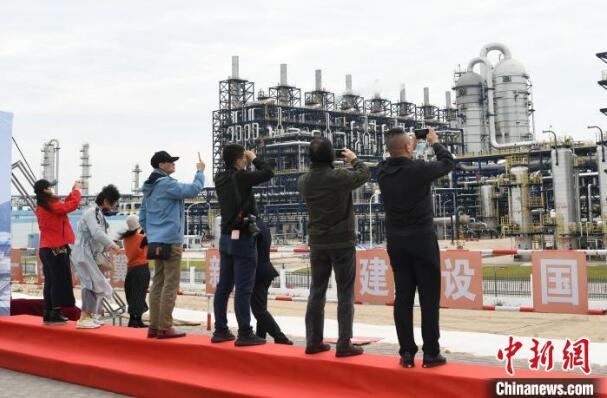 海外华媒访福建古雷开发区：看好与东南亚“巨大”的合作空间