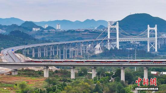 贵州盘州至兴义高速铁路将于11月28日建成通车