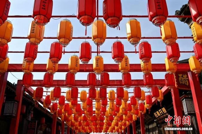 晋商故里 “花式” 迎新春 山西祁县邀八方游客逛九曲、赏灯会